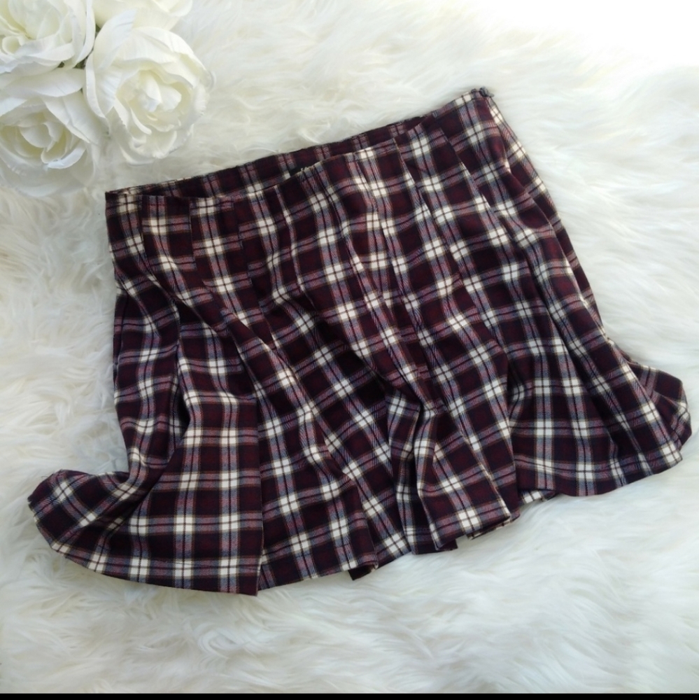 Forever21 pleated skirt